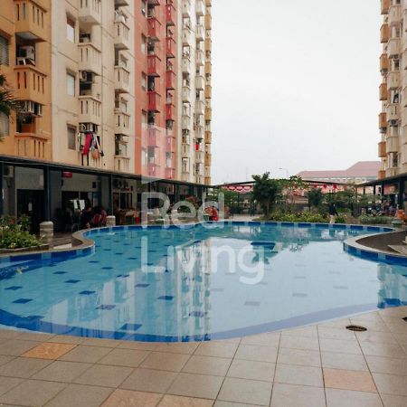 Redliving Apartemen Casablanca East Residence - Kayla Property Tower B Джакарта Екстер'єр фото